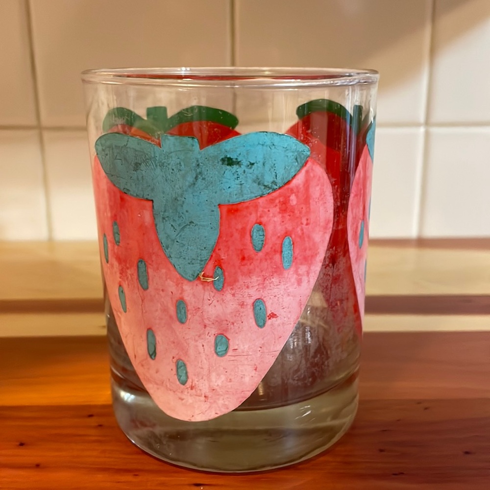 Vintage strawberry‎ glass
